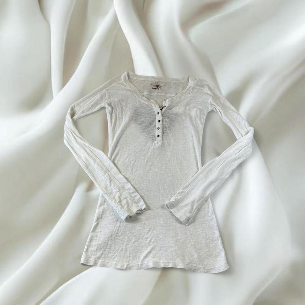 Twisted Heart white henley long sleeve top lace heart detail y2k mcbling fairy